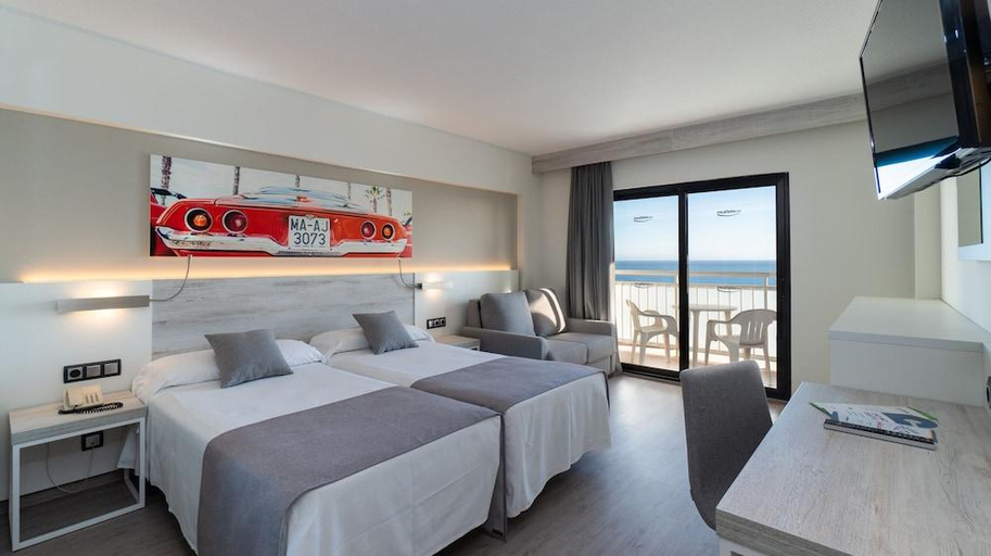 Bedroom 3, Medplaya Hotel Bali, Málaga