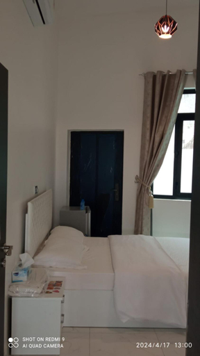 Bedroom 3, Tiwi Pearl, Sur