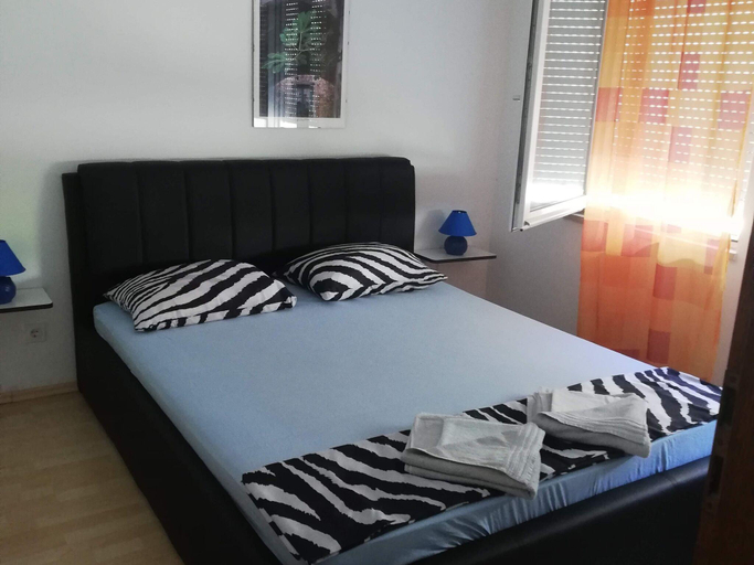 Bedroom 2, Villa Elit-Two Bedroom Apartment with Sea View Terrace A1, Dugi Rat