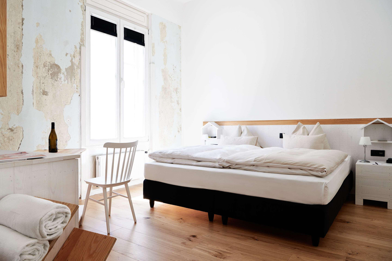 Bedroom 2, Grand Hotel Wiesler, Graz