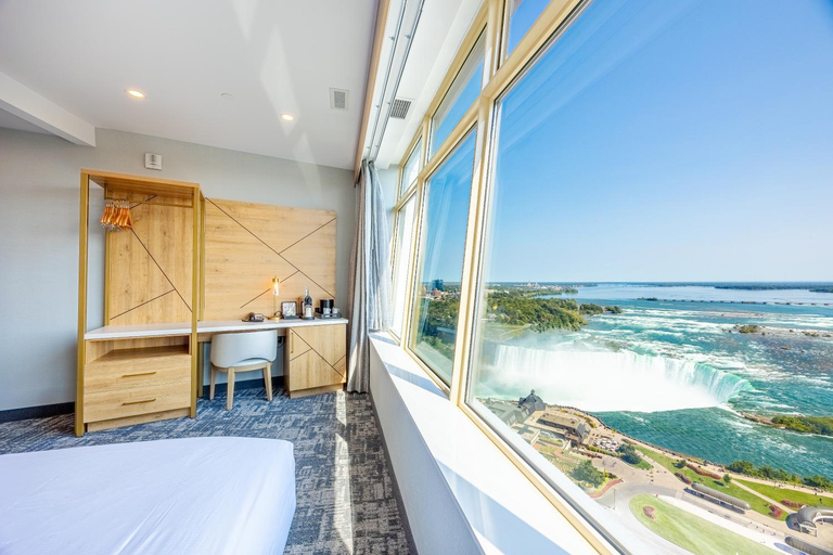 Bedroom 2, Tower Hotel at Fallsview, Niagara