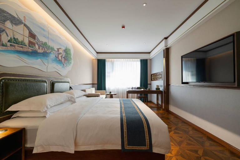 Bedroom 2, Nostalgia S Hotel(Shanghai Railway Station), Shanghai