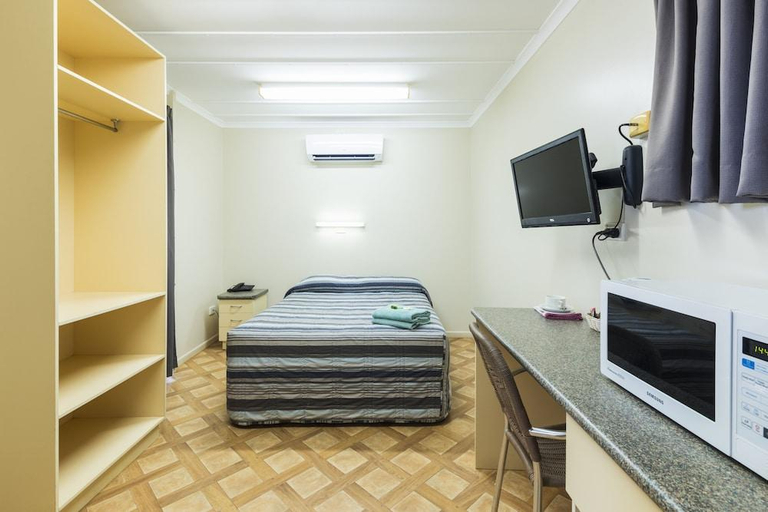 Bedroom 3, Albatross Bay Resort, Weipa