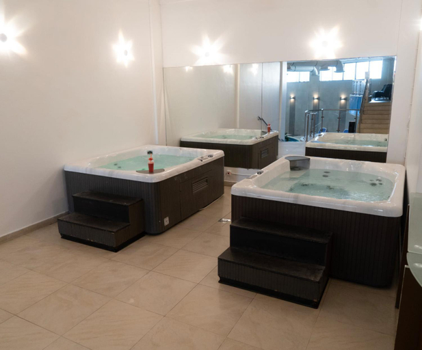 Bathroom 4, Faris Villas Hotels&Resort للعائلات فقط