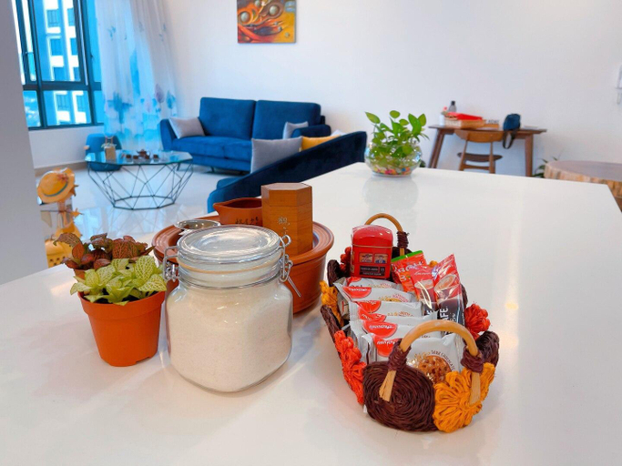 Food & Drinks, Comfy Family Suite 3 Bedrooms @ Menjalara, Kuala Lumpur