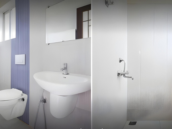 Bathroom 4, Hotel Prathiba Heritage, Thiruvananthapuram