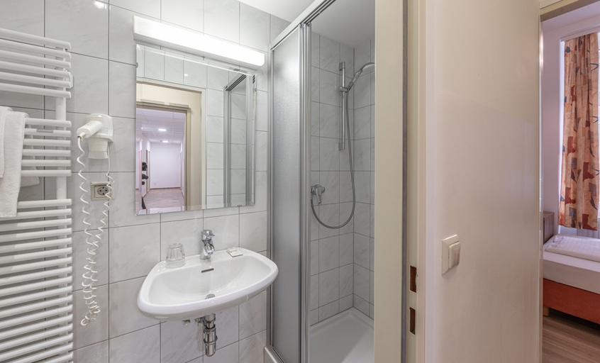 Bathroom 3, Terminus Hotel, Wien