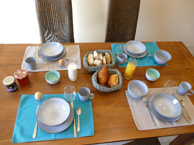 Food & Drinks, Chambre d'hotes a la ferme, Savoie