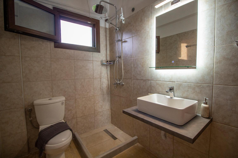 Others 5, Harry's Bar & Apartments 1, Ionian Islands
