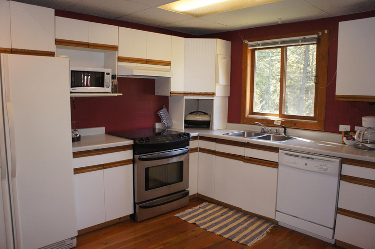 Others 3, Fairmont Mountain Bungalows, East Kootenay