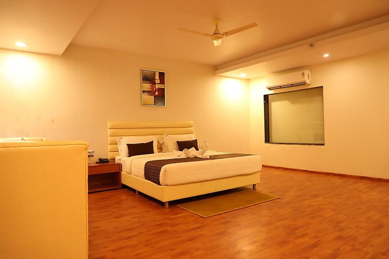 Bedroom 2, hotel chandralok rewa, Rewa