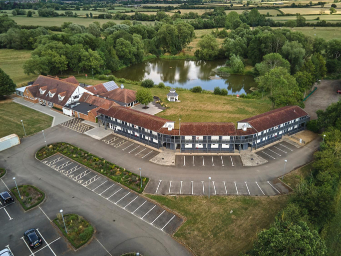 Others 5, Lakehurst Park, Northamptonshire