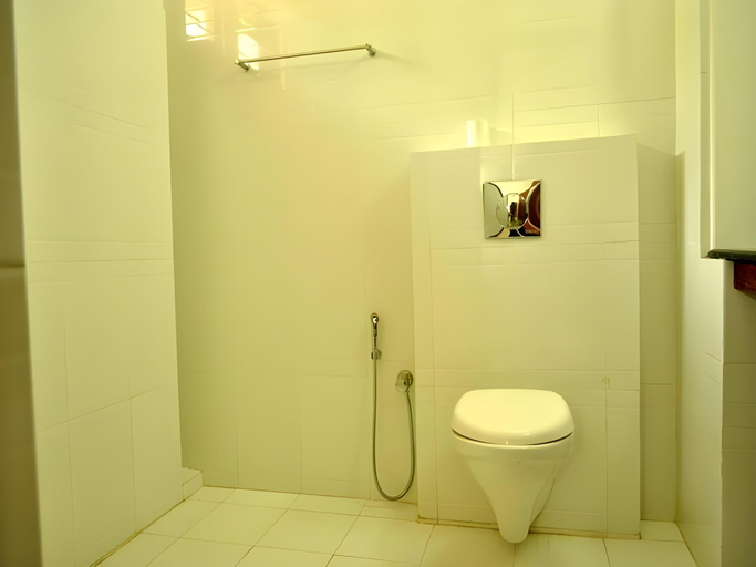 Bathroom 2, Lilypad Resort, Thiruvananthapuram