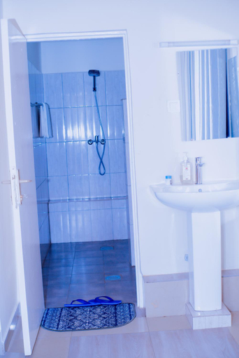 Bathroom 5, Kigali Green View Apartments, Gasabo
