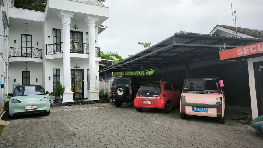 Others 2, Premier Guesthouse, Sleman