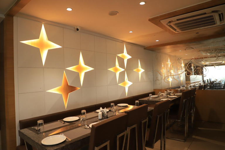 Food & Drinks 4, J.D HOTEL, Surat