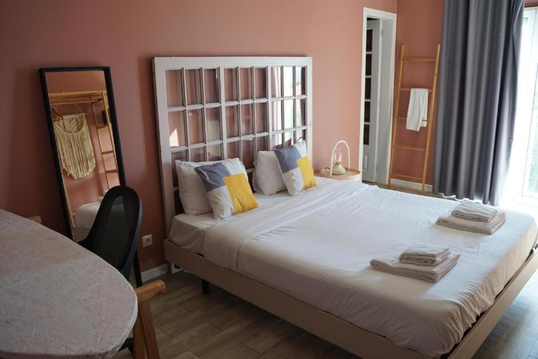 Others 5, Ericeira Destination, Mafra