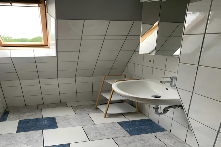 Bathroom 2, Apartment near JadeWeserPort and centre, Wilhelmshaven