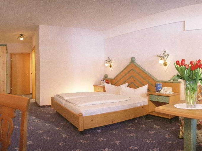 Bedroom 3, Hotel Mittagskogel Pitztal, Imst