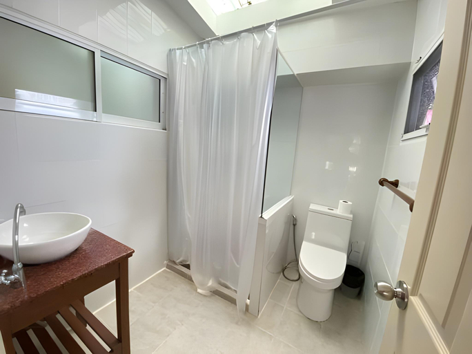 Bathroom 4, Samed Cabana Resort, Muang Rayong