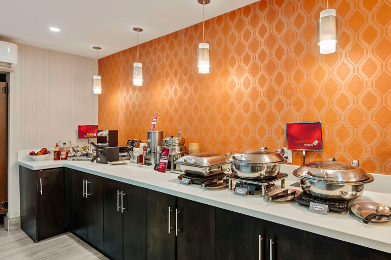Food & Drinks 5, Best Western Plus Executive Inn Scarborough, Toronto