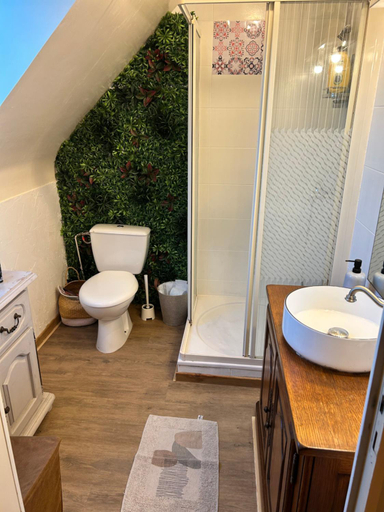 Bathroom, Le Korrigan, Ille-et-Vilaine