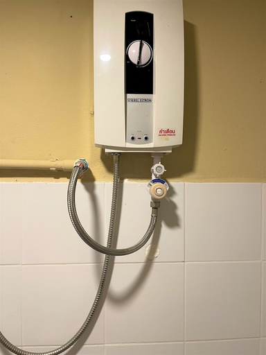 Bathroom 4, Golf-Sea-City Guest House, Hua Hin