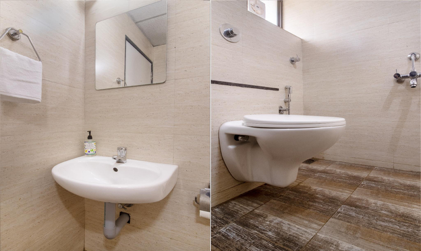 Bathroom 5, Treebo Elite Plaza, 700 Mtrs From Madikeri Fort, Kodagu