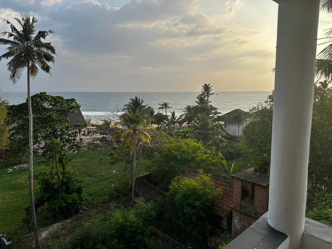Others 5, The First Place Yogaresort, Odayam, Thiruvananthapuram