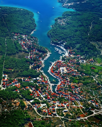 Others 5, Apartman Lupi M&S "MASTER", Jelsa