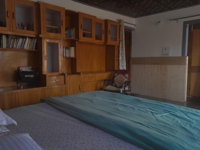 Others 5, Julay Guest House, Leh