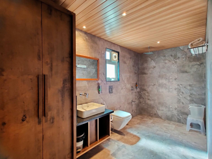 Bathroom 4, Lion Signature Family Resort, Gir Somnath