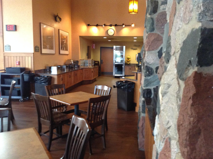 Food & Drinks 5, Canal Park Lodge, Lake Superior