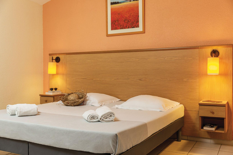Bedroom 3, SOWELL HOTELS Les Jardins Du Cap, Hérault