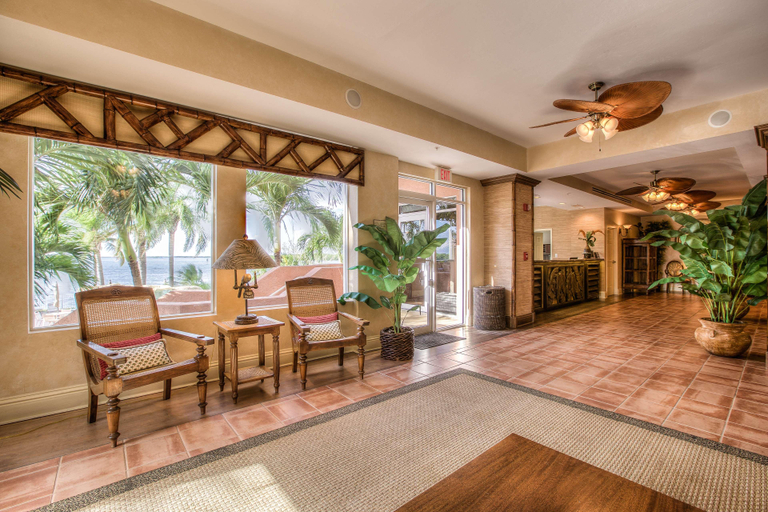 Public Area 2, Lovers Key Resort, Lee