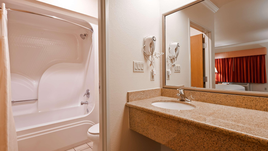 Bathroom 4, Best Western Anthony/West El Paso, El Paso