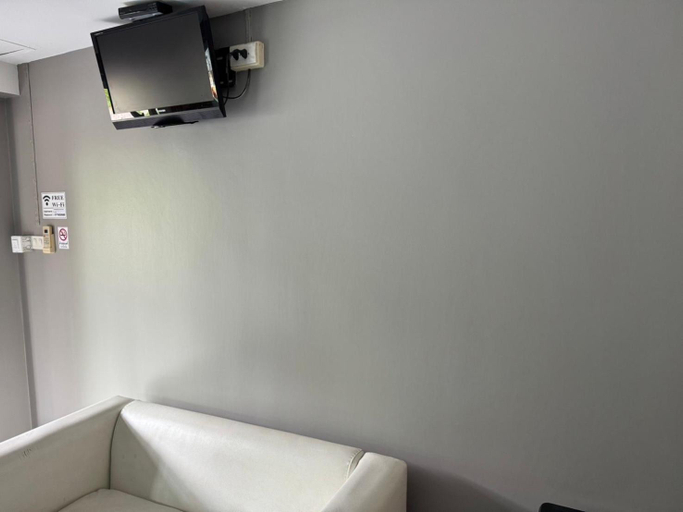 Others 3, B and B Hotel, Muang Ranong