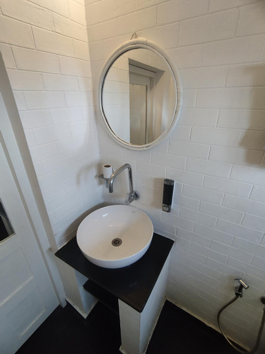 Bathroom, The First Place Yogaresort, Odayam, Thiruvananthapuram