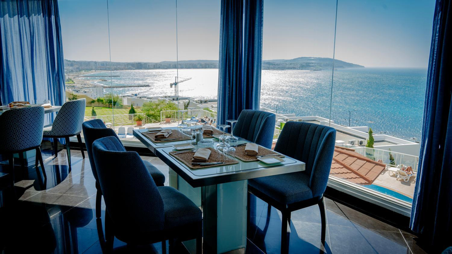 Food & Drinks 5, Hotel Farah Tanger, Tanger-Assilah