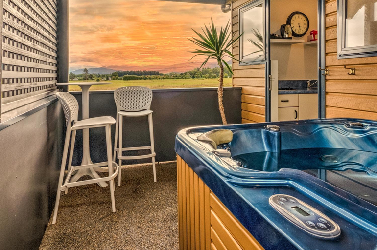 Sport & Beauty 5, Hanmer Springs Scenic Views Motel, Hurunui