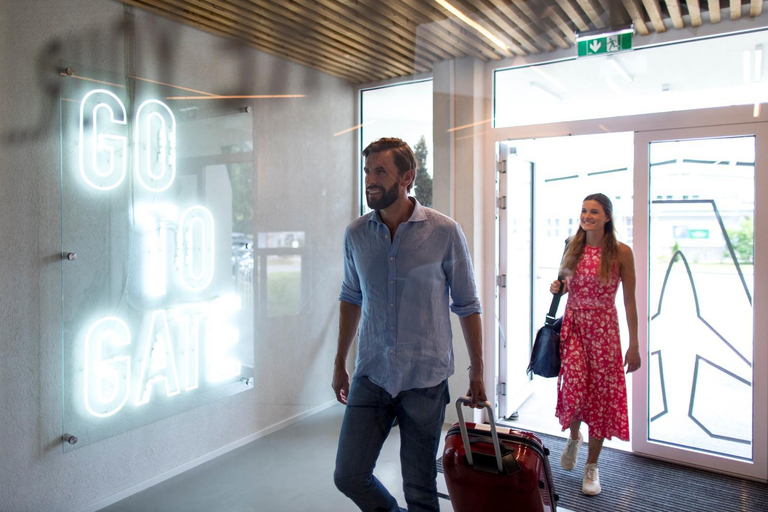 Public Area 2, Airbase Hotel, Graz Umgebung