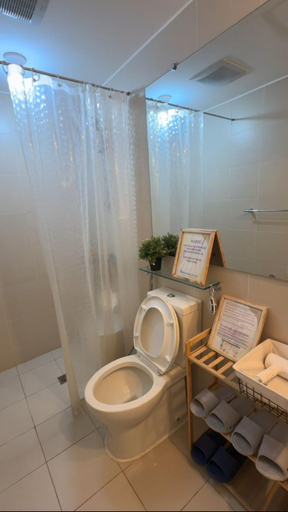 Bathroom, KapeDiem Suite 1 in Azure North Residences, San Fernando City