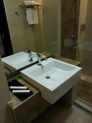Bathroom 4, Eminent Hotel, Penampang