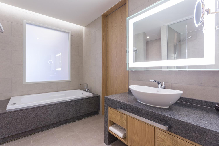 Bathroom 4, Charis Hotel, Gyeyang