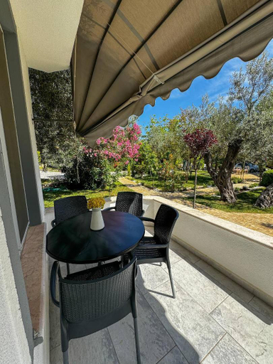 Others 3, Ergul Motel, Ayvacık
