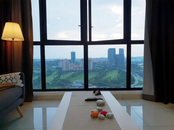 Others 5, Alpine Conezion Golf View Netflix at IOI City Mall, Kuala Lumpur