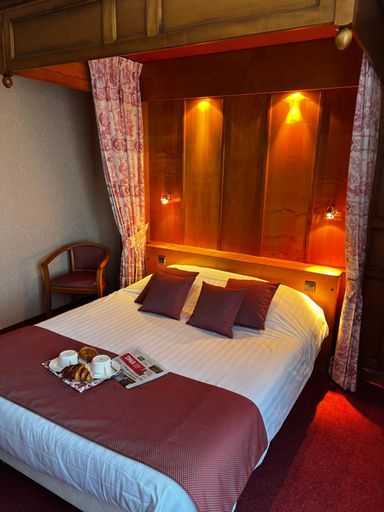 Bedroom, Hotel Le Riquewihr, Haut-Rhin
