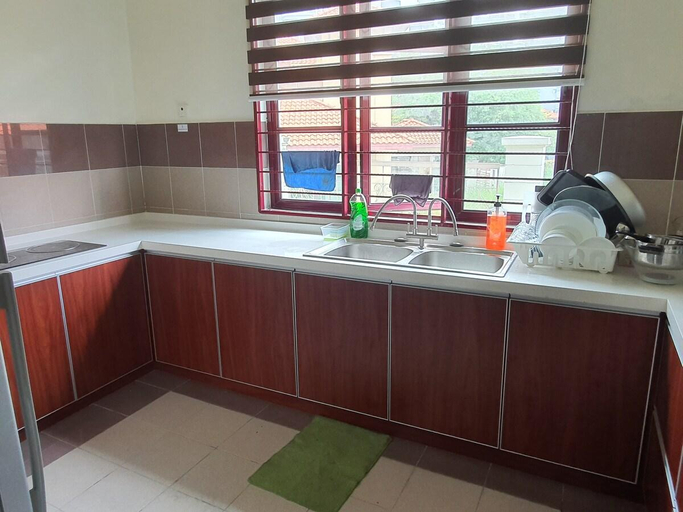 Others 5, Paradise Hideout Homestay Bungalow House at PJ , Petaling Jaya