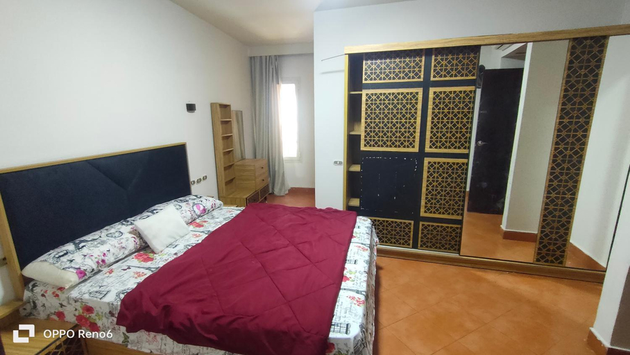 Bedroom 2, Porto Sokhna pyramids, 'Ataqah
