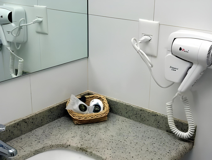 Bathroom 4, Hotel Relicario, Araguaína